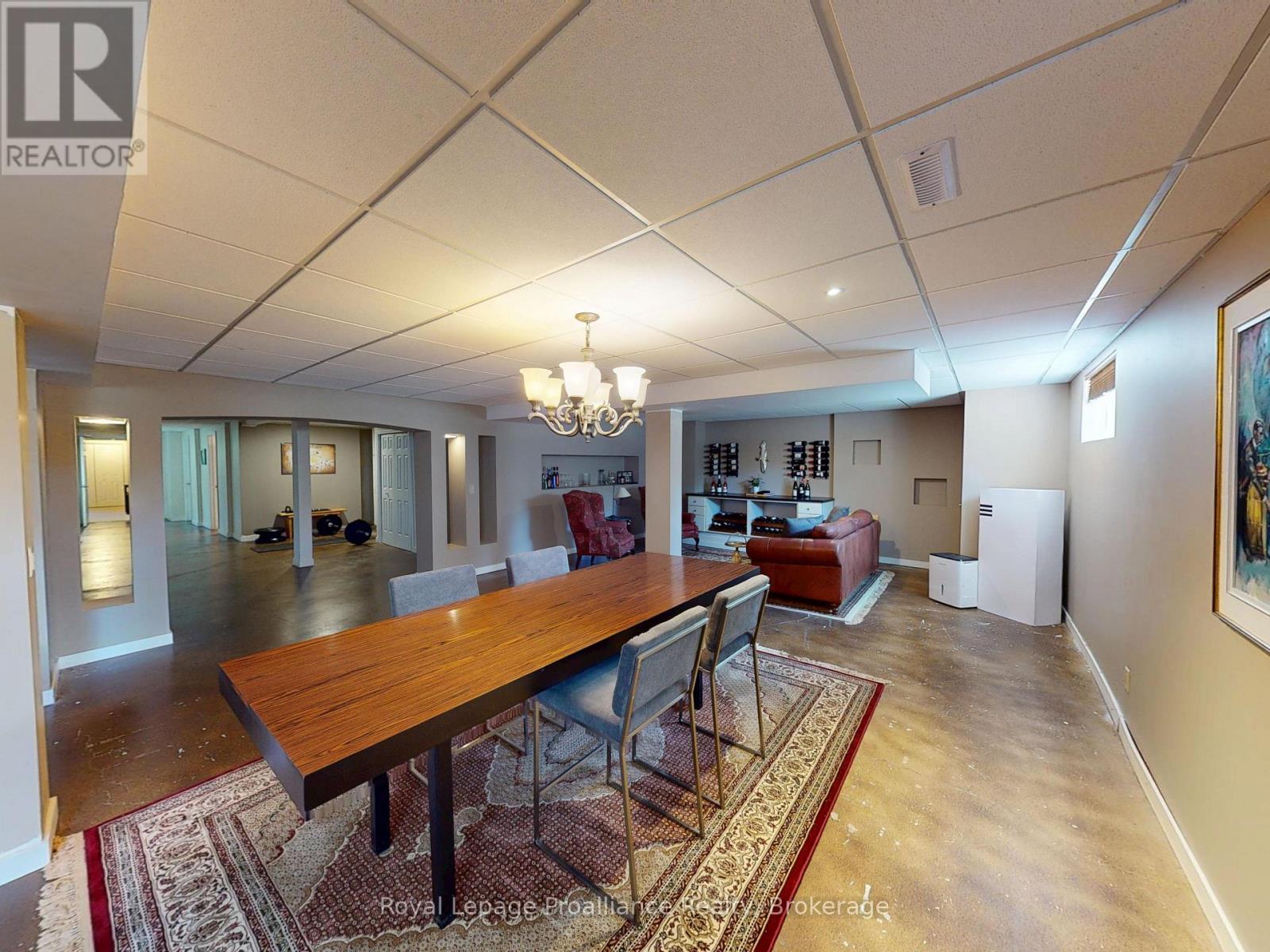 100 BAY BREEZE STREET - 37