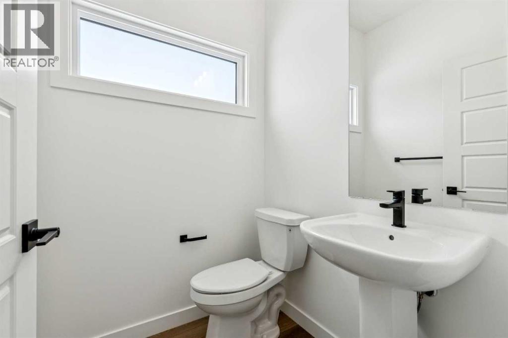 116 Amblefield Grove NW - 18