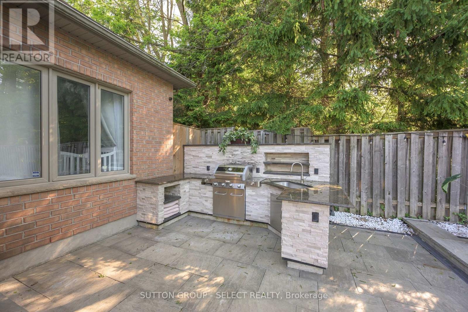 135 PLANE TREE DRIVE - 37
