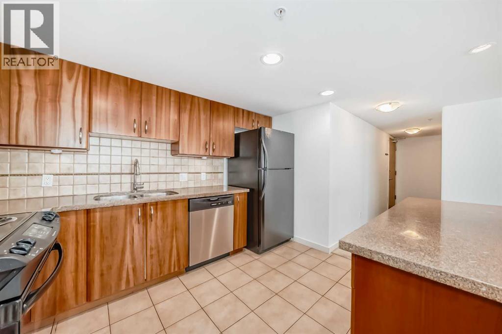 #1805 1078 6 Avenue SW - 18