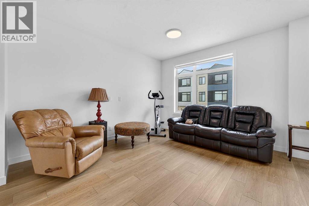 8562 19 Avenue SE - 17