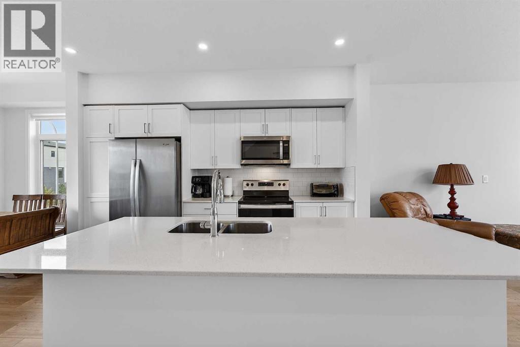 8562 19 Avenue SE - 8