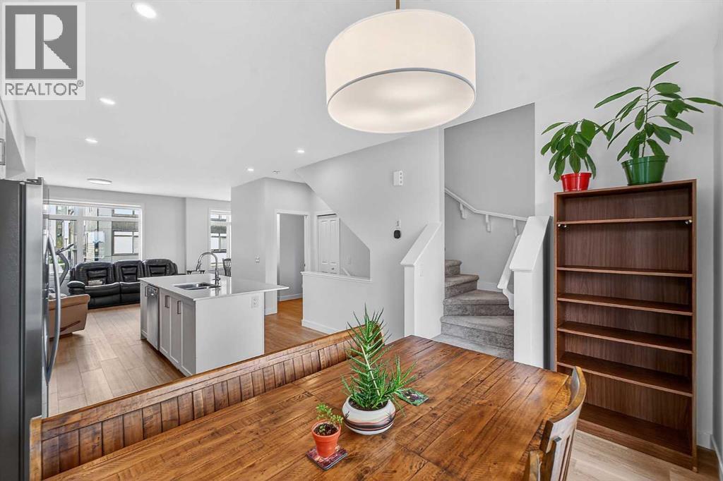 8562 19 Avenue SE - 14