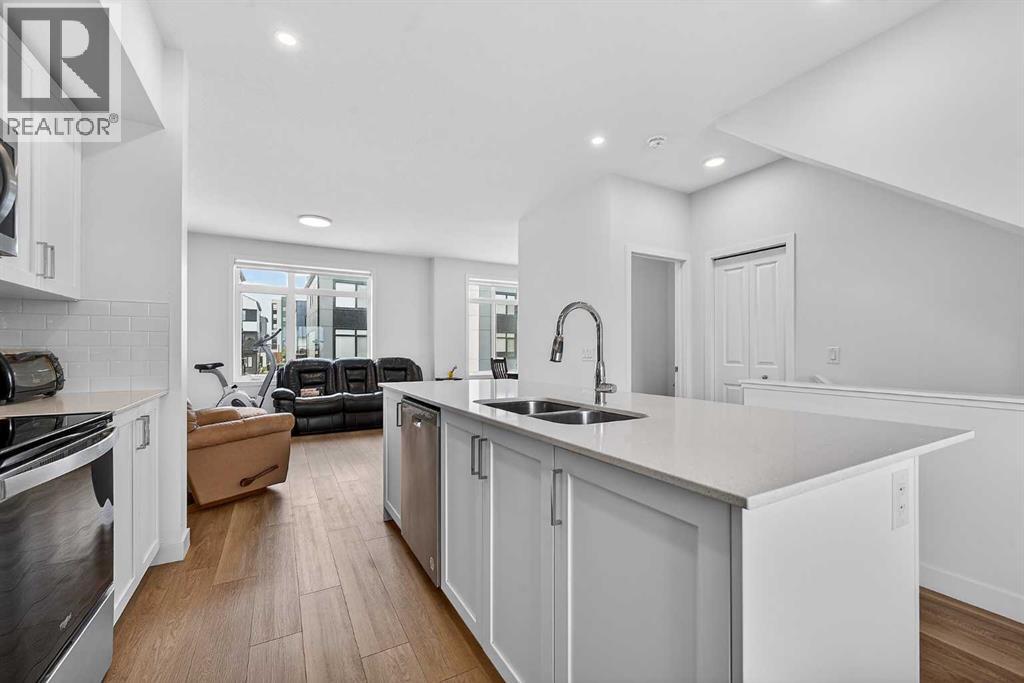 8562 19 Avenue SE - 11