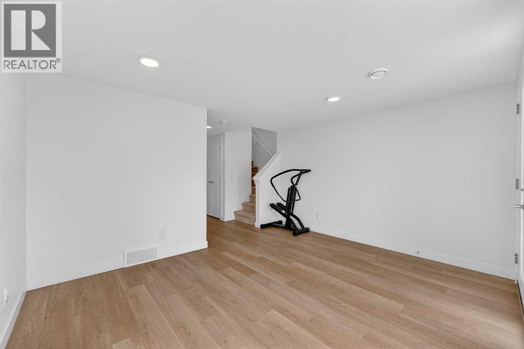 8562 19 Avenue SE - 33