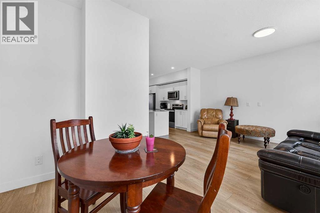 8562 19 Avenue SE - 20