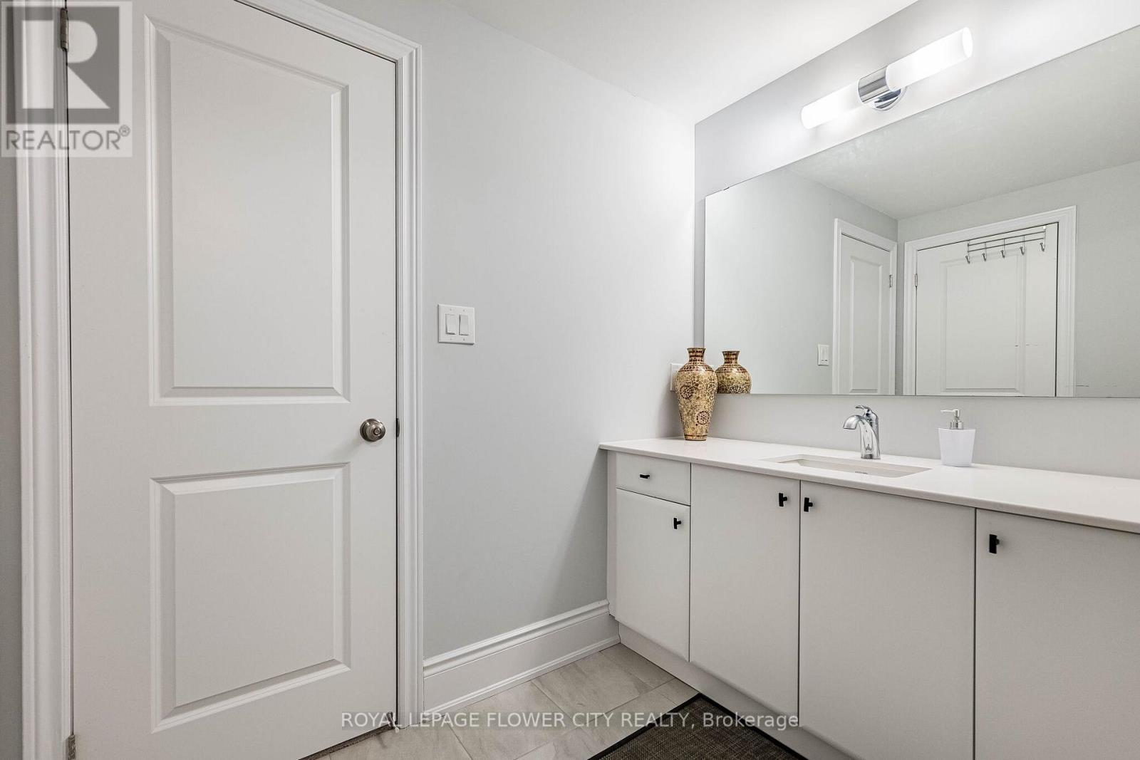 14 RICHARD OXTOBY ROAD - 16