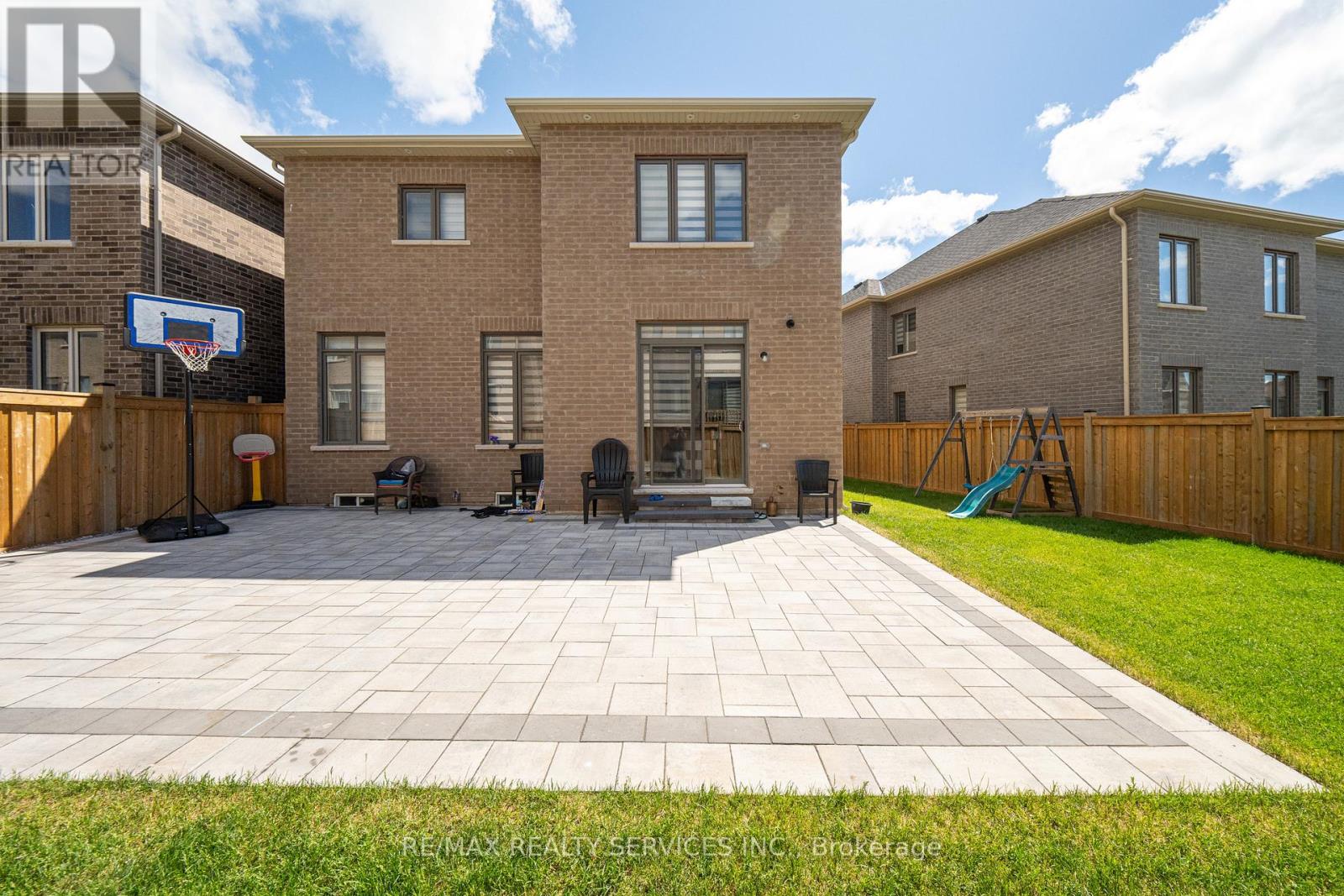 95 EASTMAN DRIVE - 46