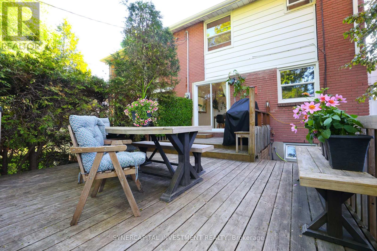 2502 CLEMENTINE BOULEVARD - 28