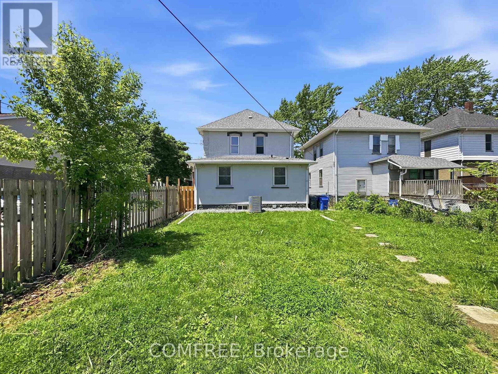 3277 BABY STREET - 2