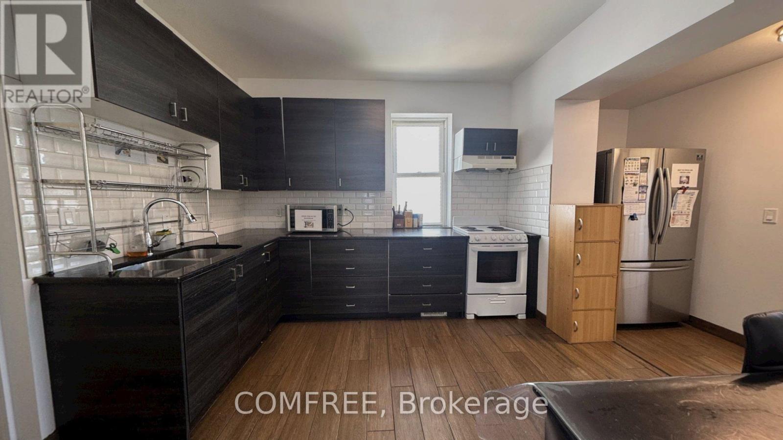 3277 BABY STREET - 8