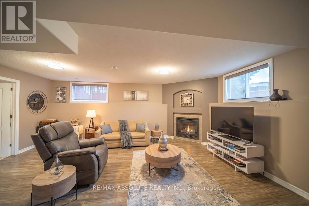 58 ALBERT STREET - 25