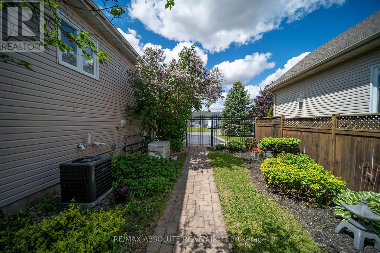 58 ALBERT STREET - 37