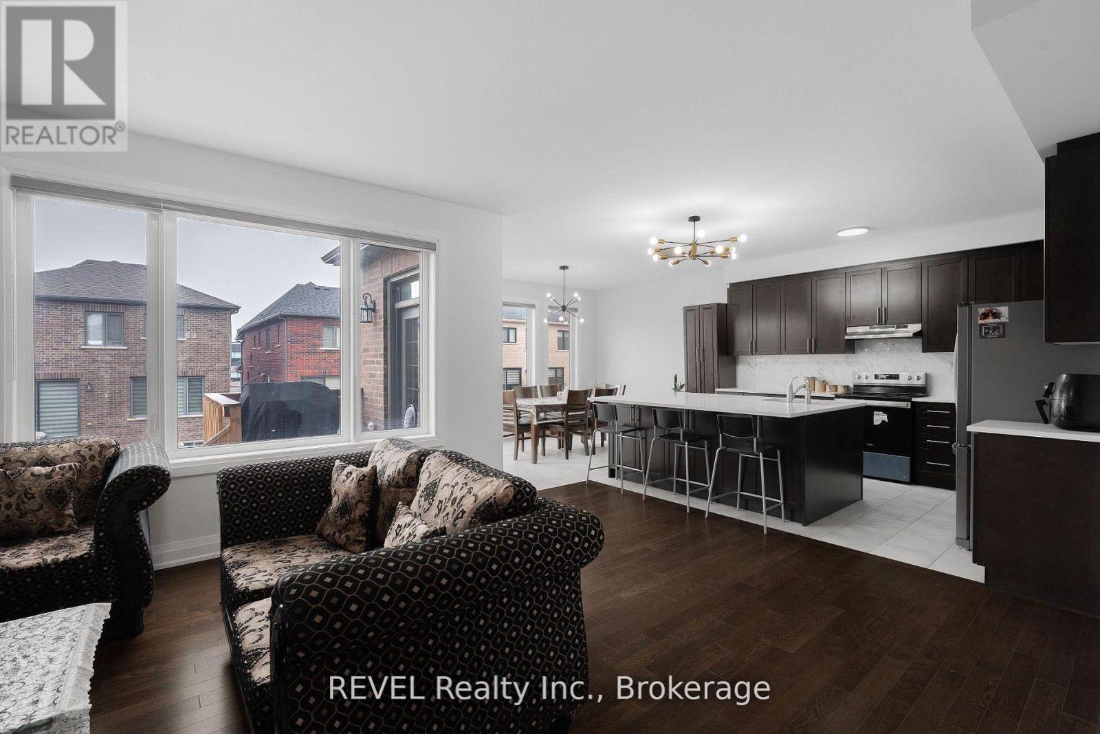 795 QUEENSTON BOULEVARD - 12