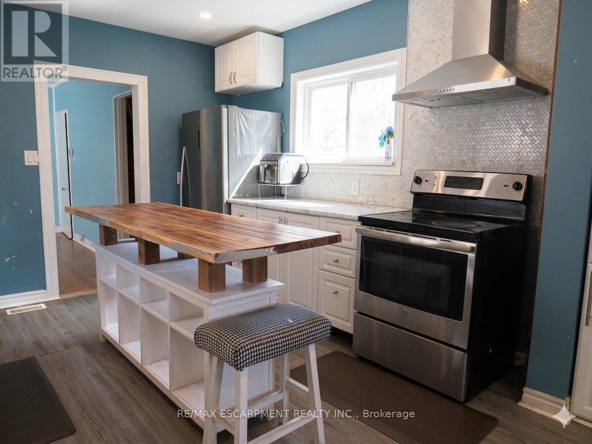 54 EDINBURGH AVENUE - 4