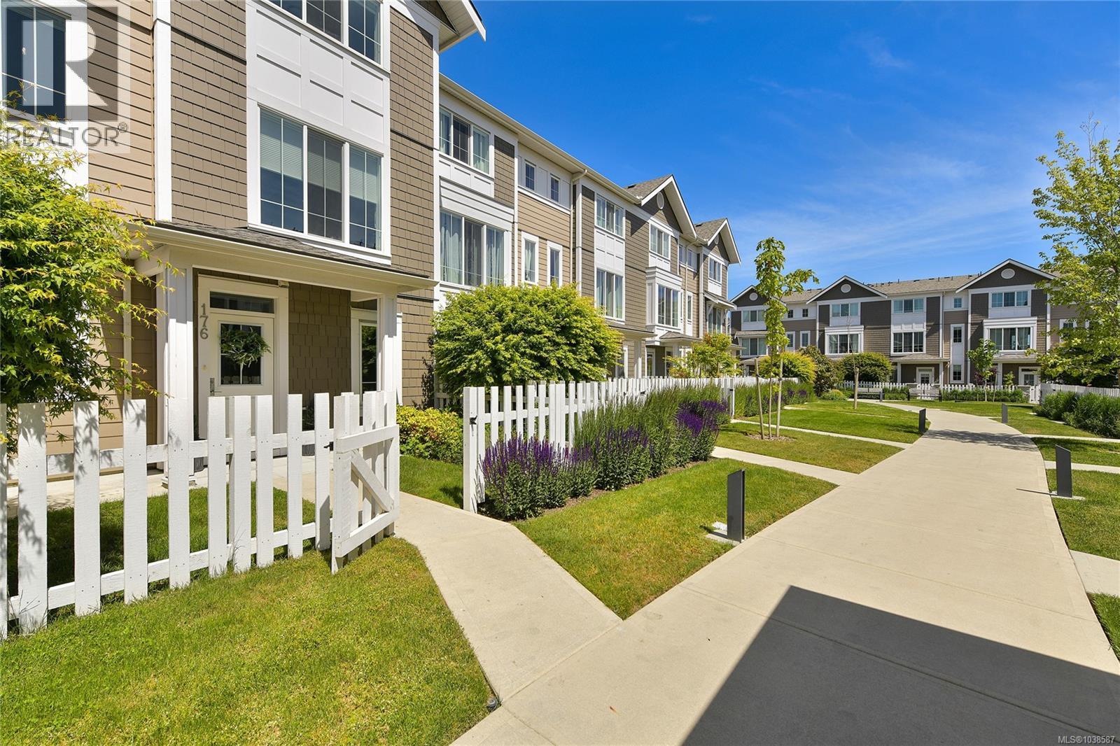 #176 3501 Dunlin St - 39