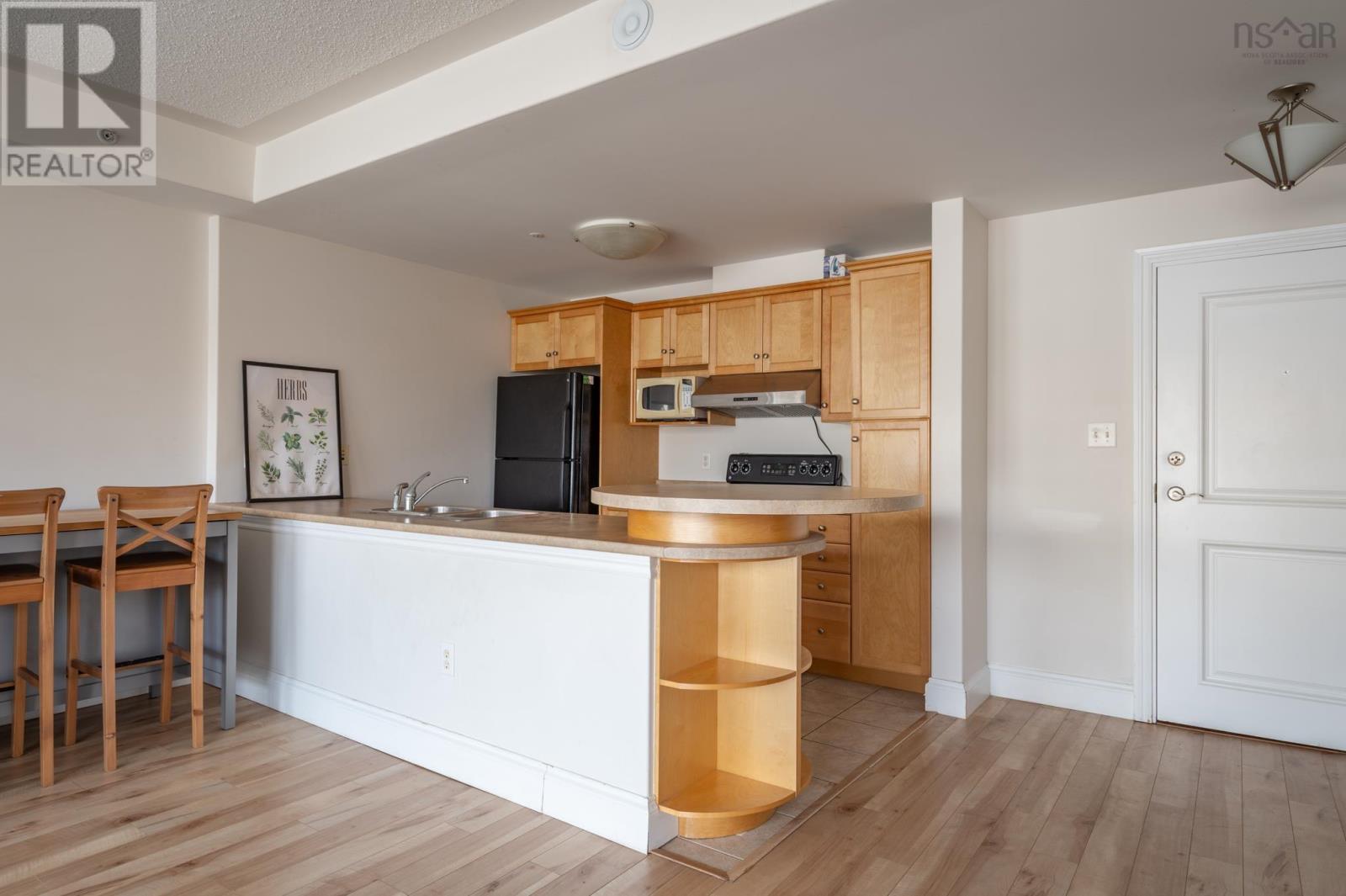 Property 20 of 27 of 208 647 Bedford Highway