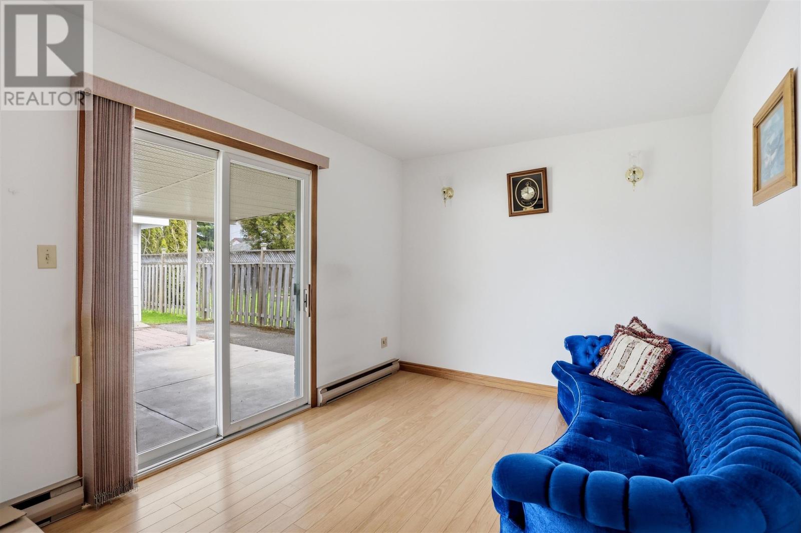 236 Doncaster RD - 18