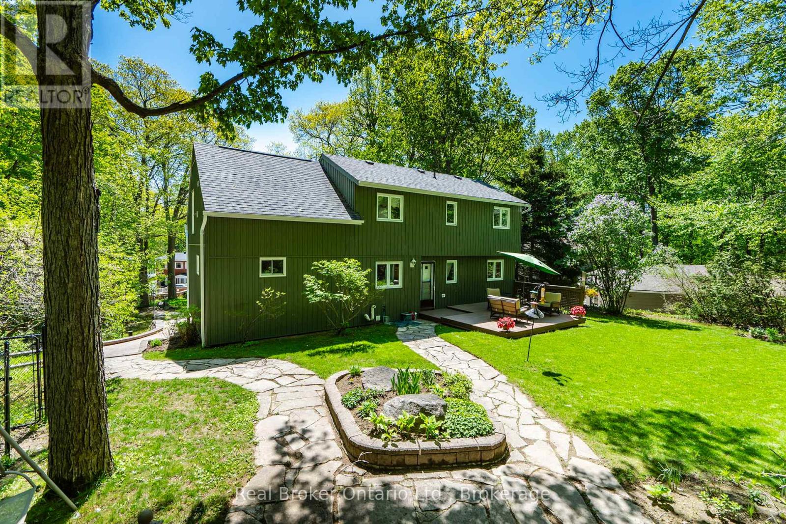 486 FOREST HILL COURT - Image 2