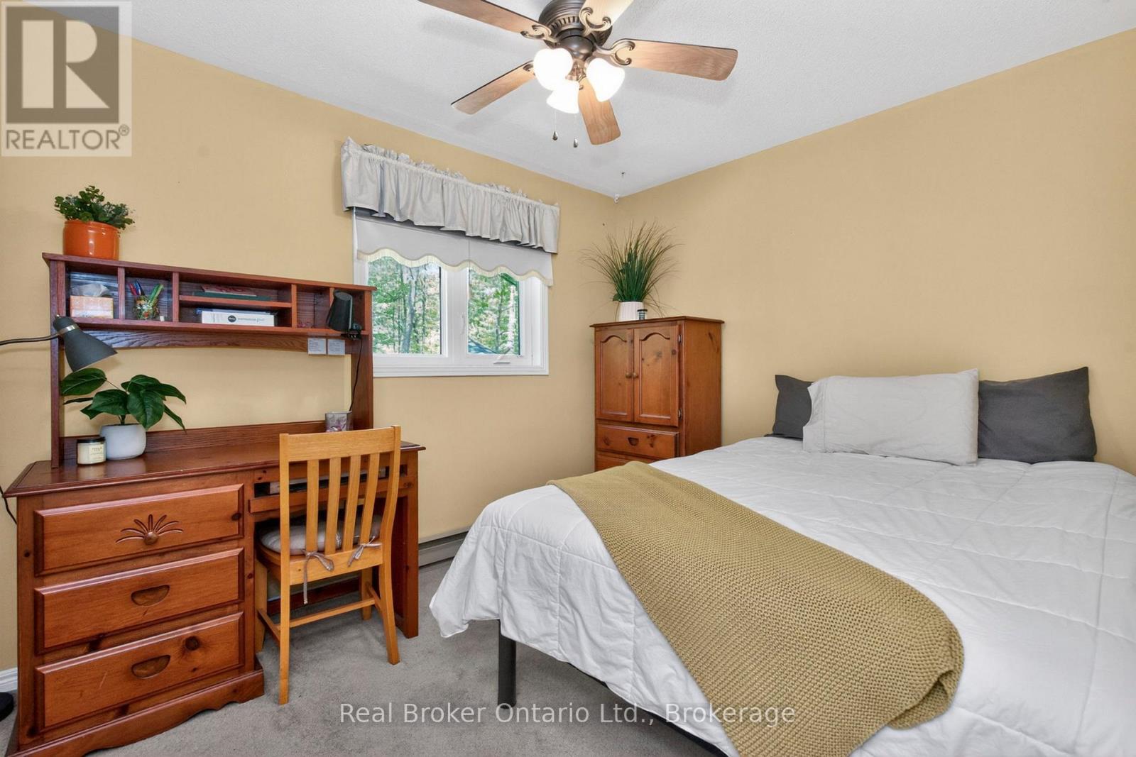 486 FOREST HILL COURT - 25