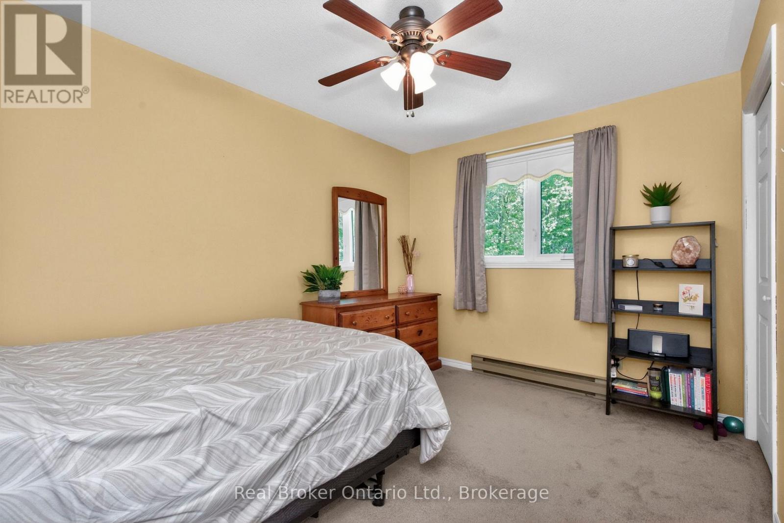 486 FOREST HILL COURT - 27