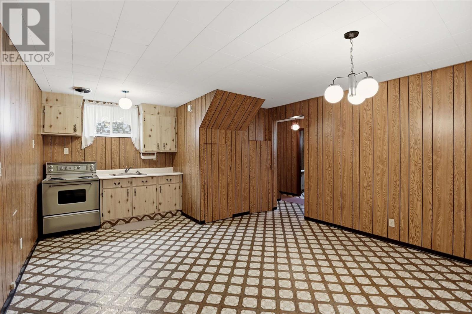 236 Doncaster RD - 37