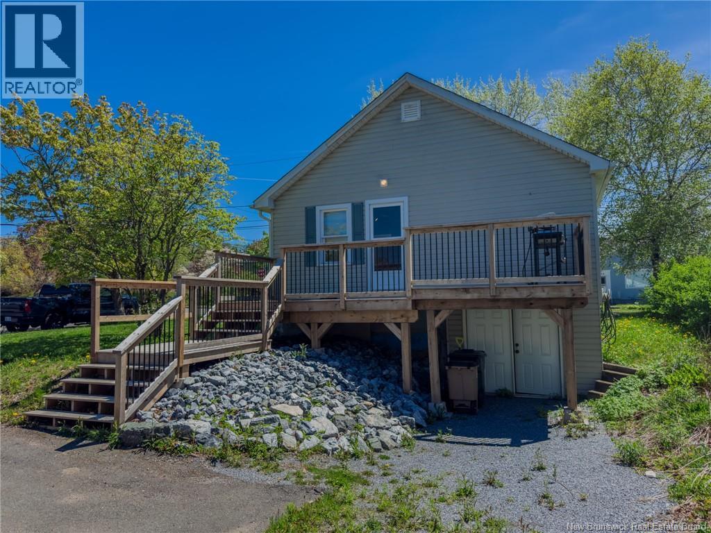 197 Montreal Avenue - 7