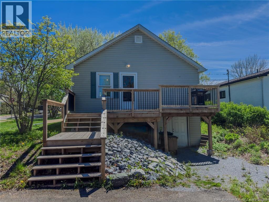 197 Montreal Avenue - 6