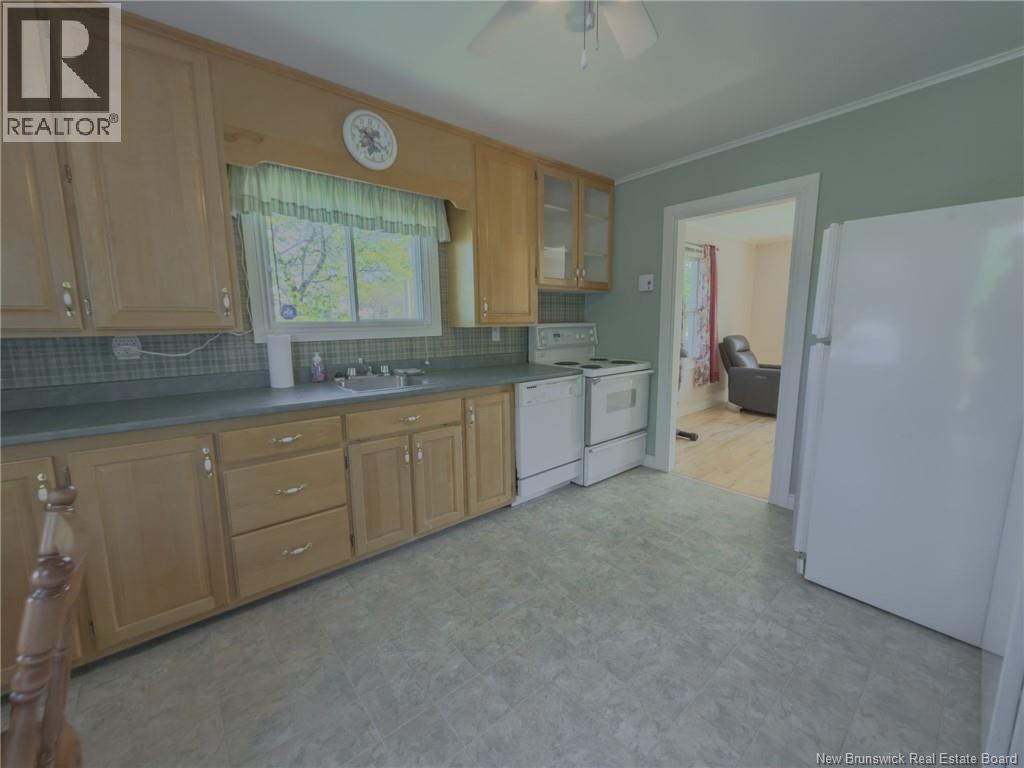 197 Montreal Avenue - 19