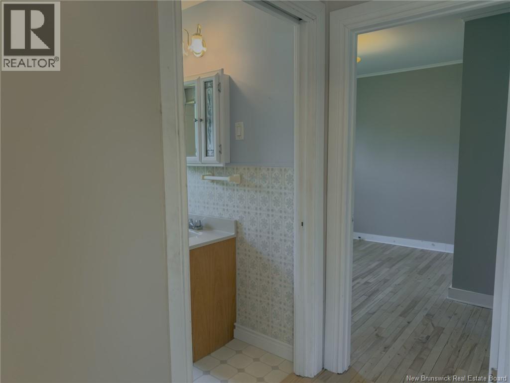 197 Montreal Avenue - 26