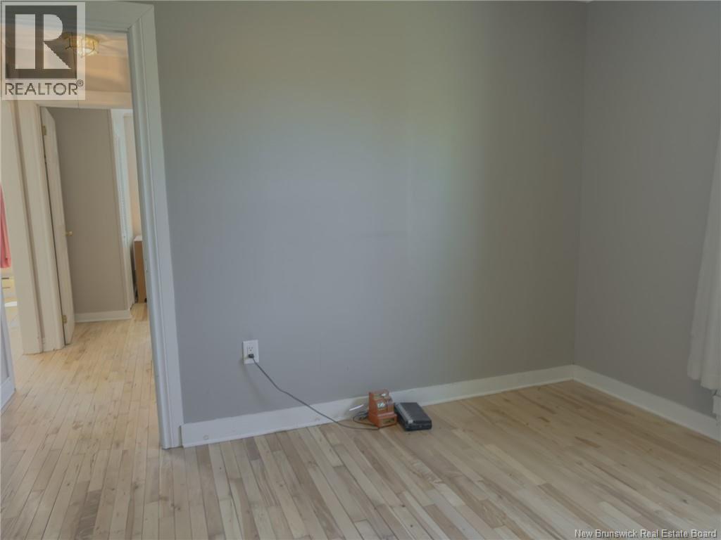 197 Montreal Avenue - 32