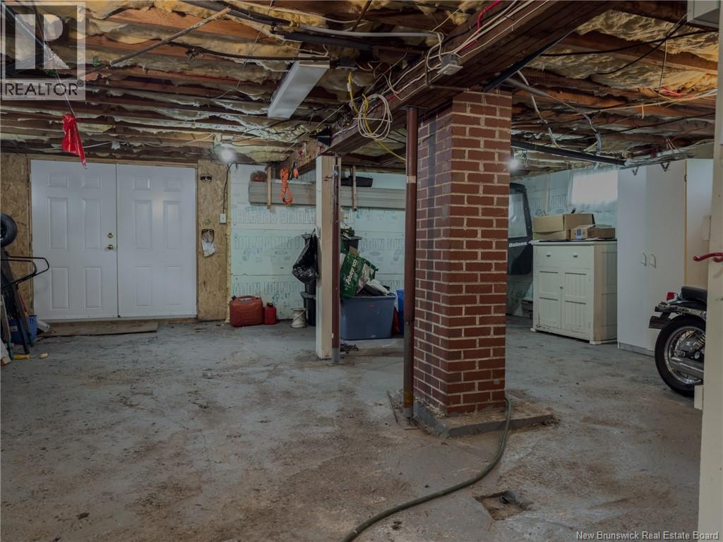 197 Montreal Avenue - 37