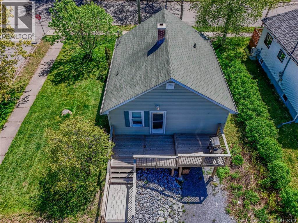 197 Montreal Avenue - 43