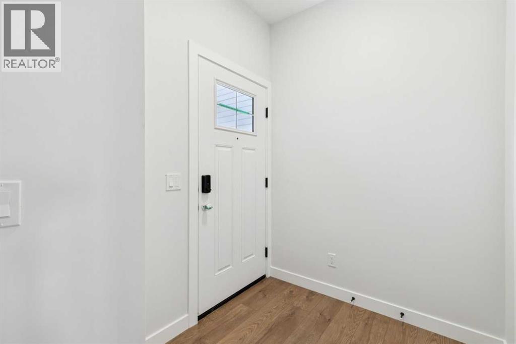 599 Buffaloberry Manor SE - 4