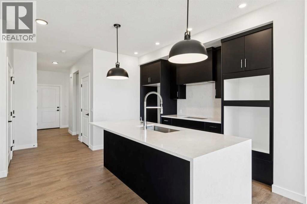 599 Buffaloberry Manor SE - 11