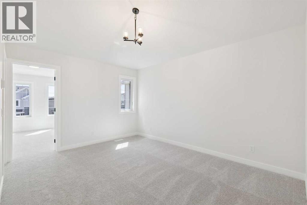 599 Buffaloberry Manor SE - 20