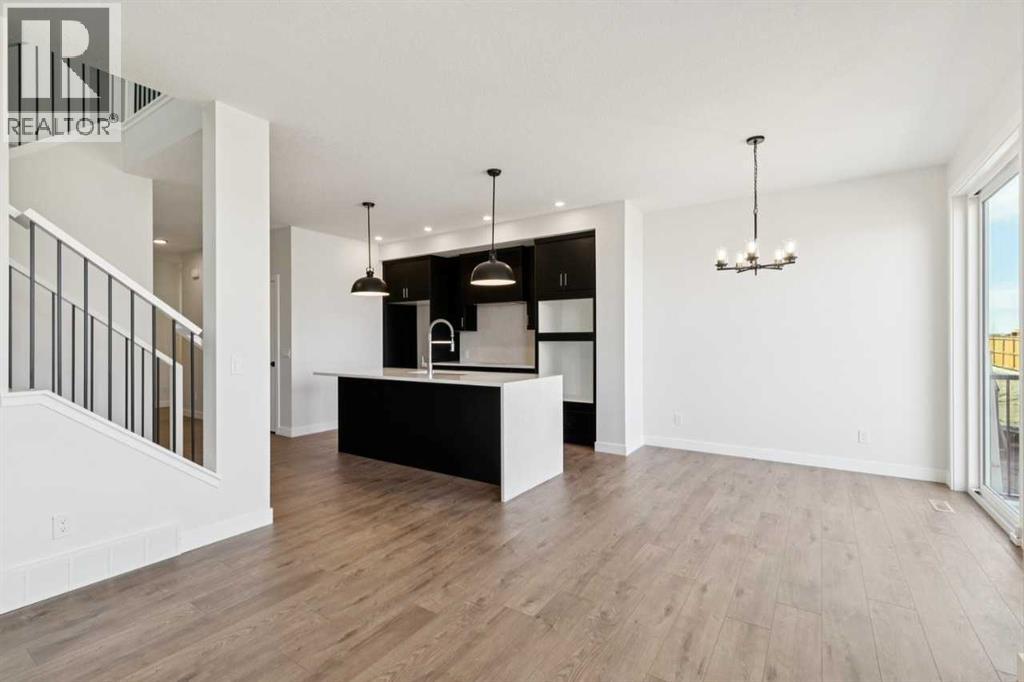 599 Buffaloberry Manor SE - 17