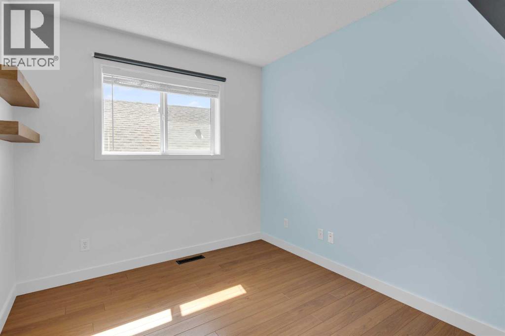 131 Country Hills Way NW - 18