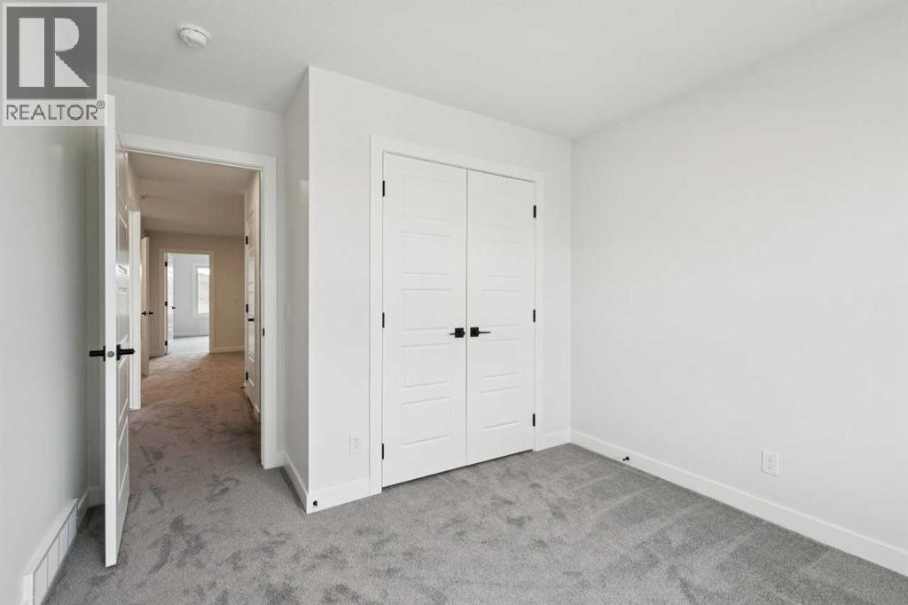 48 Southborough Common — photo 35