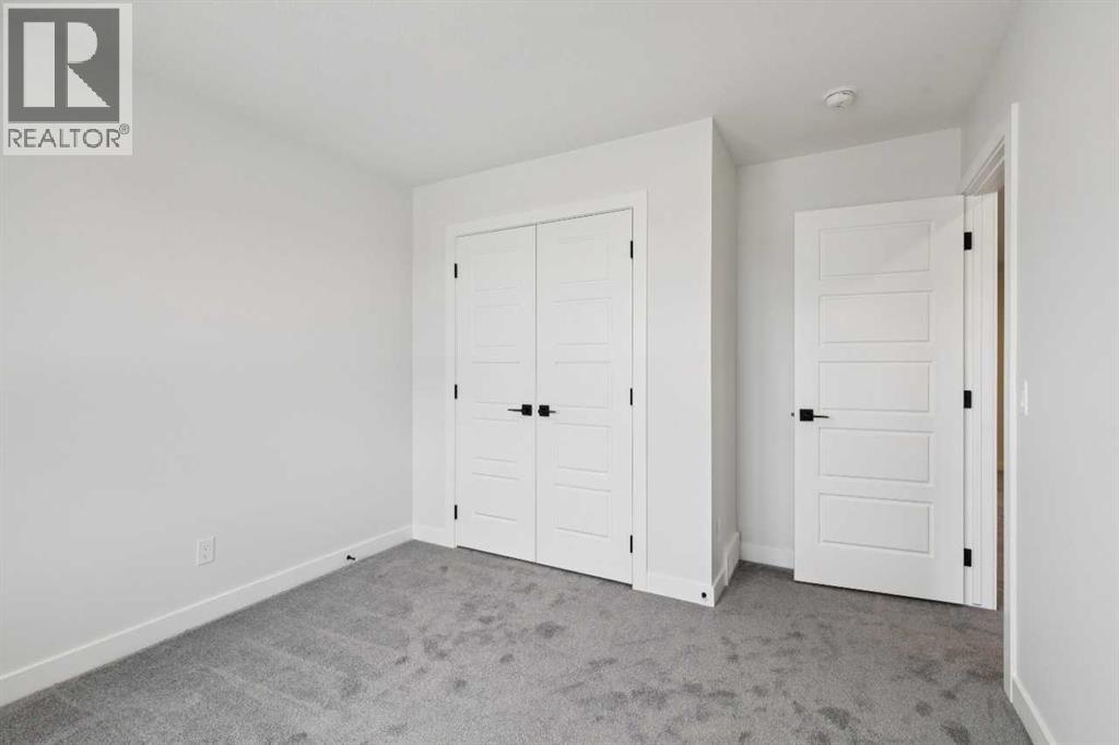 48 Southborough Common — photo 33