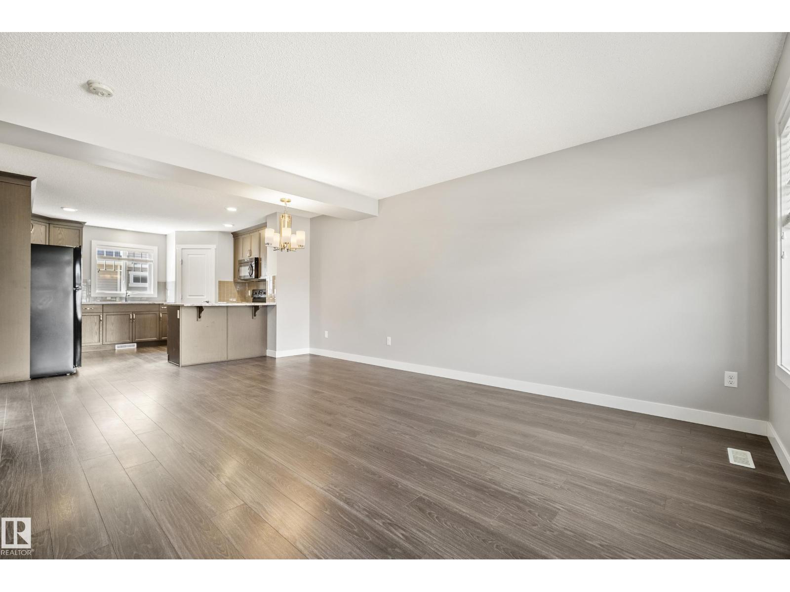 #9 17832 78 ST NW NW - 16