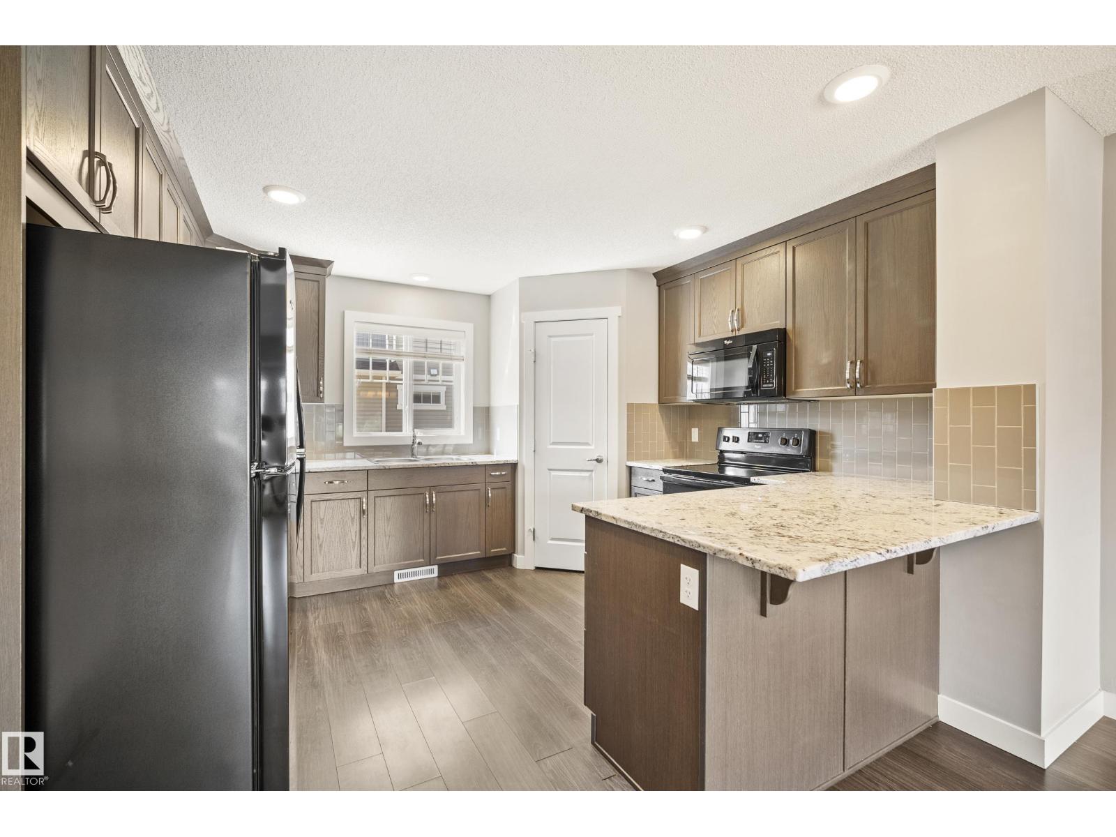 #9 17832 78 ST NW NW - 21