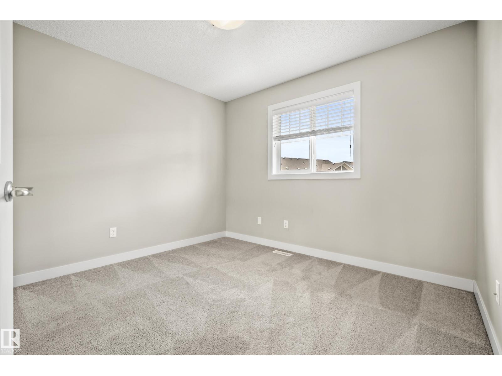#9 17832 78 ST NW NW - 33