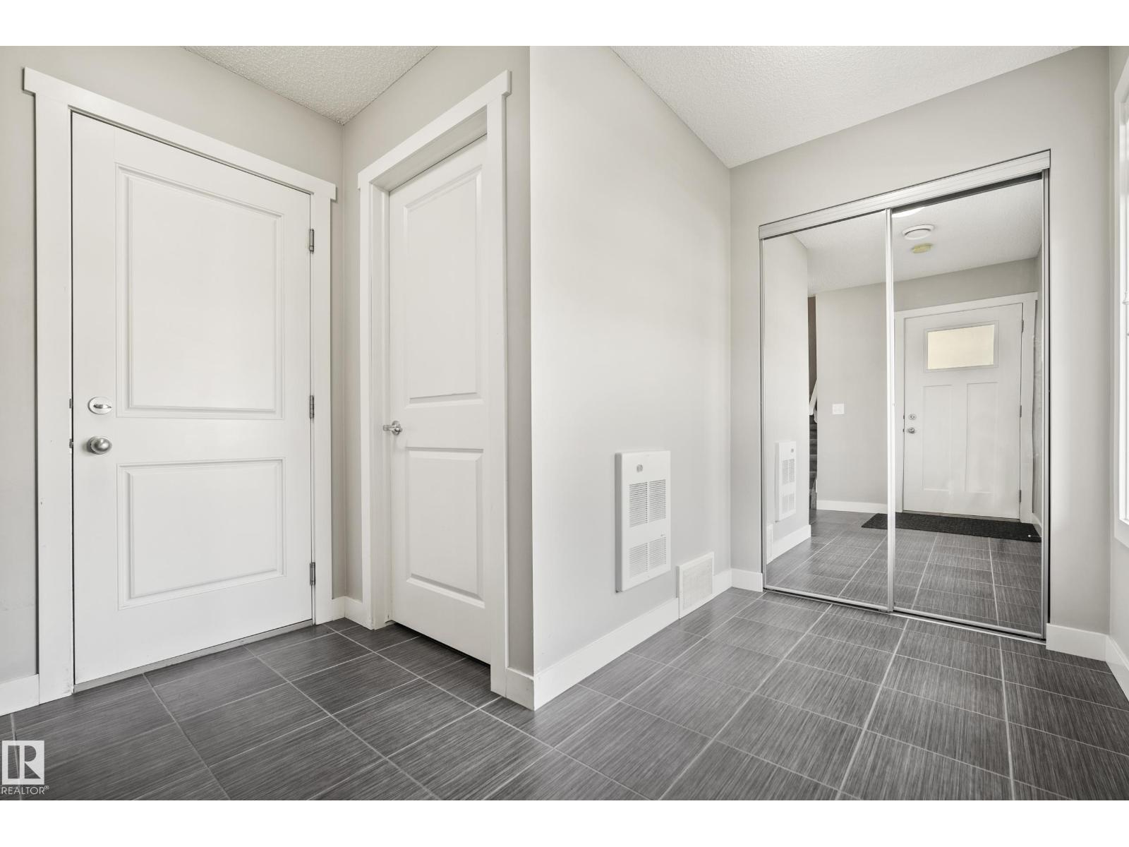 #9 17832 78 ST NW NW - 6
