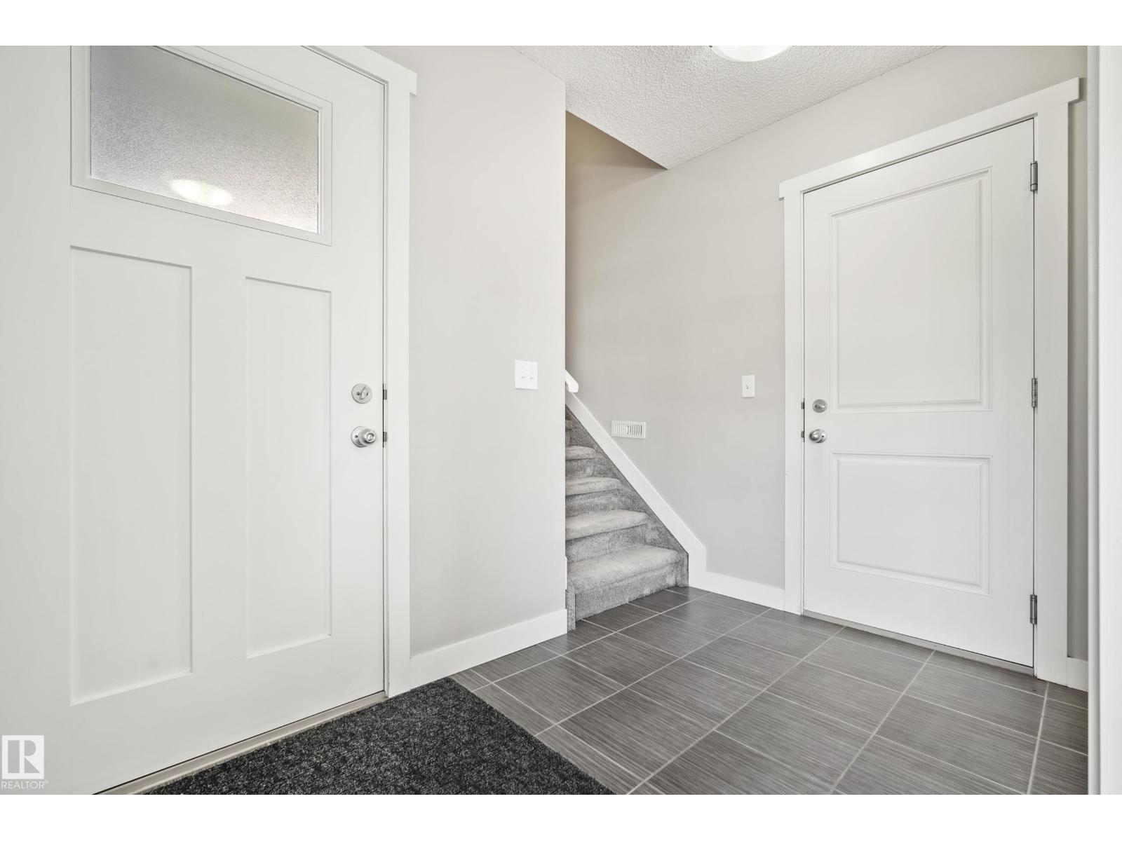#9 17832 78 ST NW NW - 7