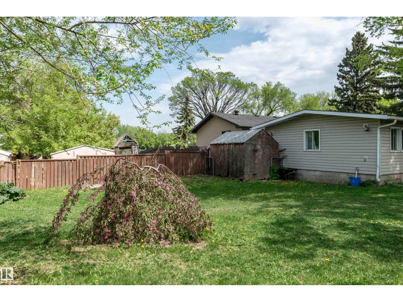 4 CRANE RD - 30