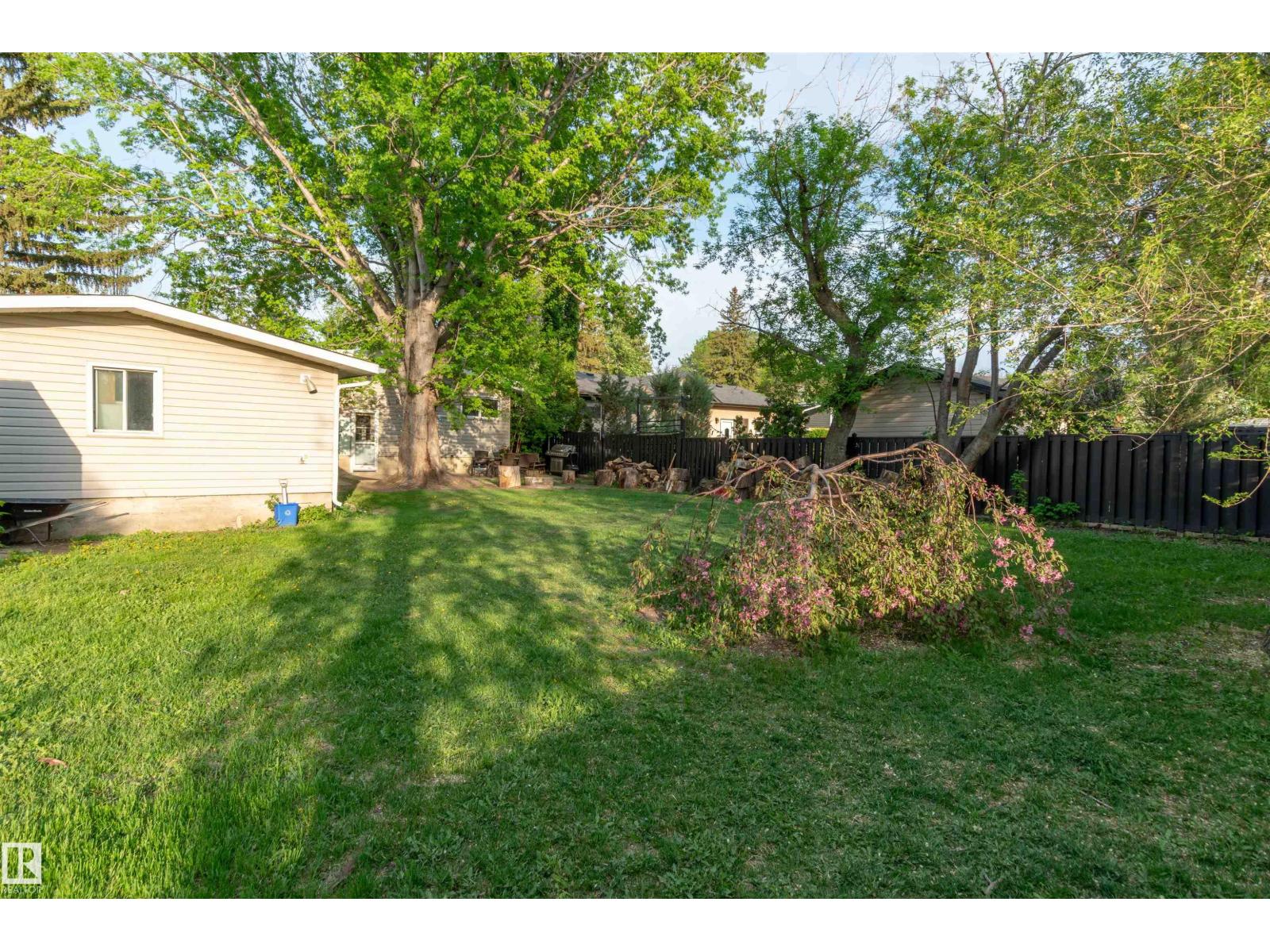 4 CRANE RD - 37