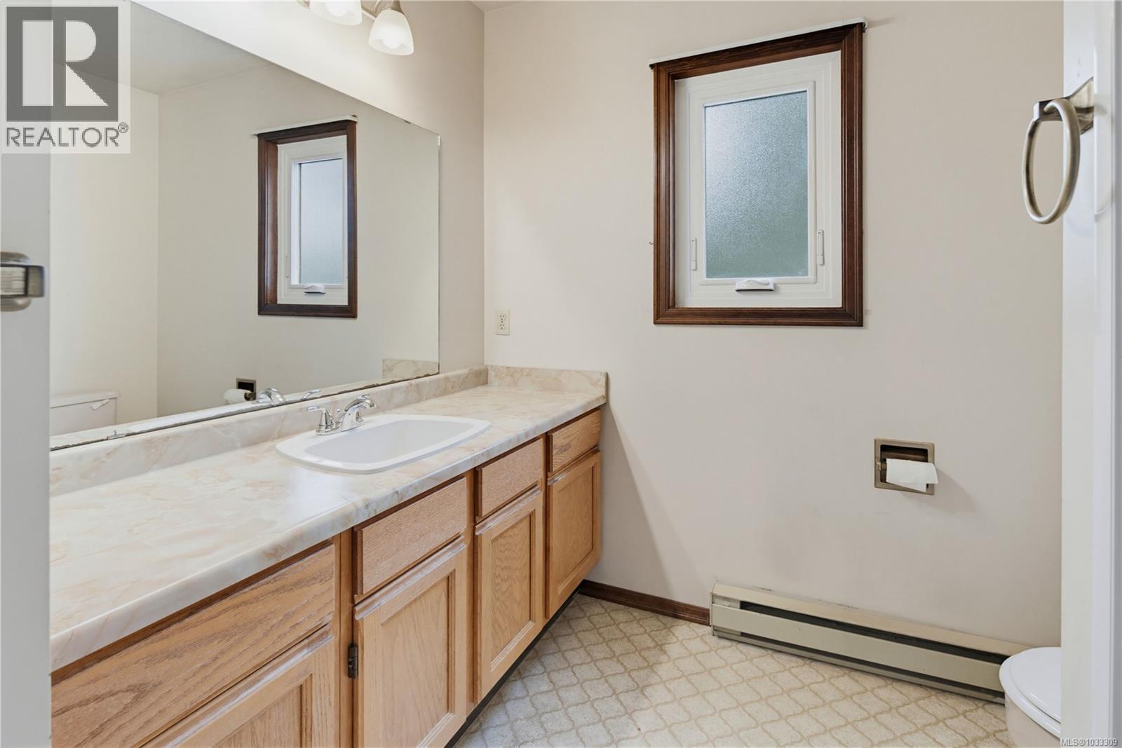 1558 Agnew Ave - 24