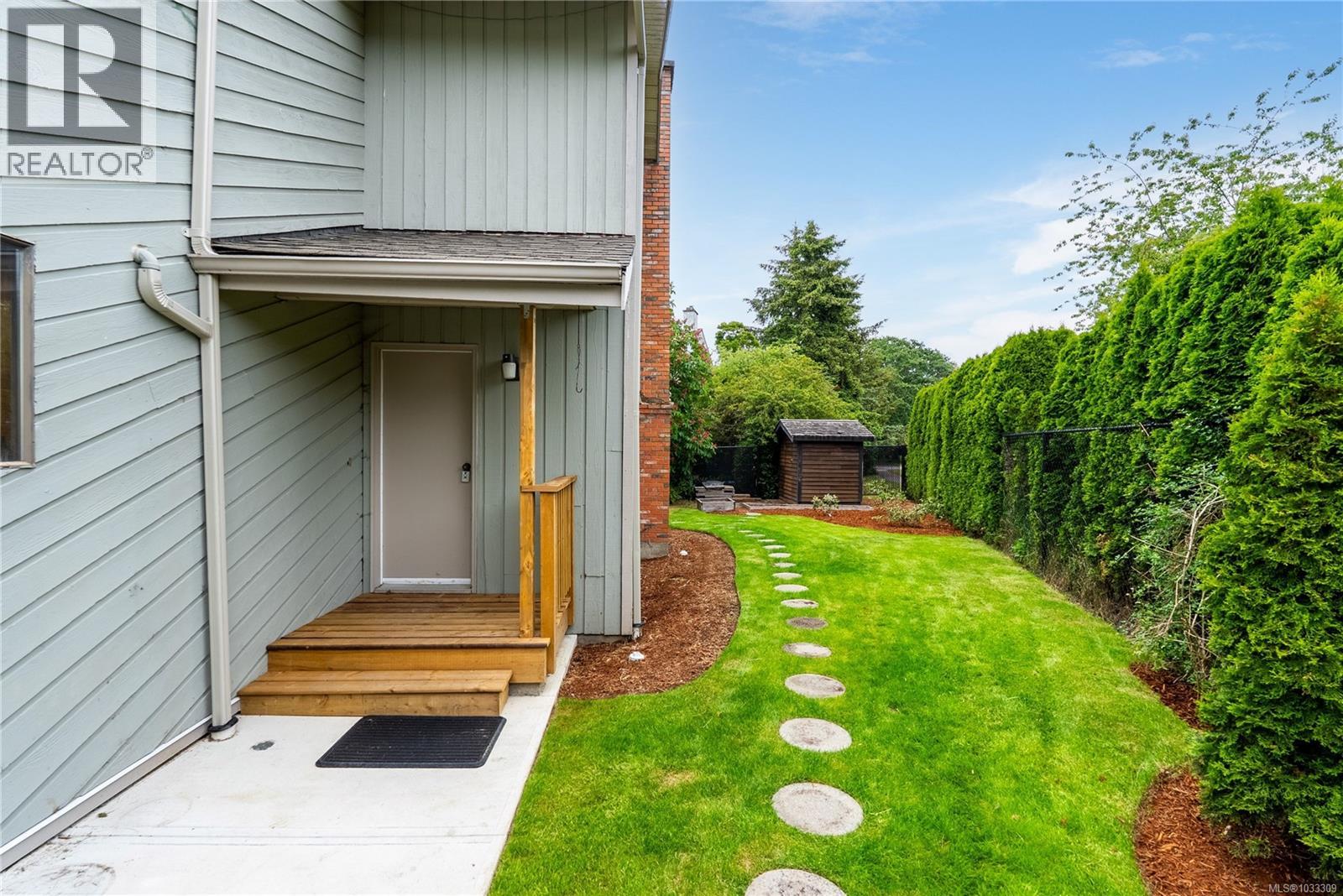 1558 Agnew Ave - 33