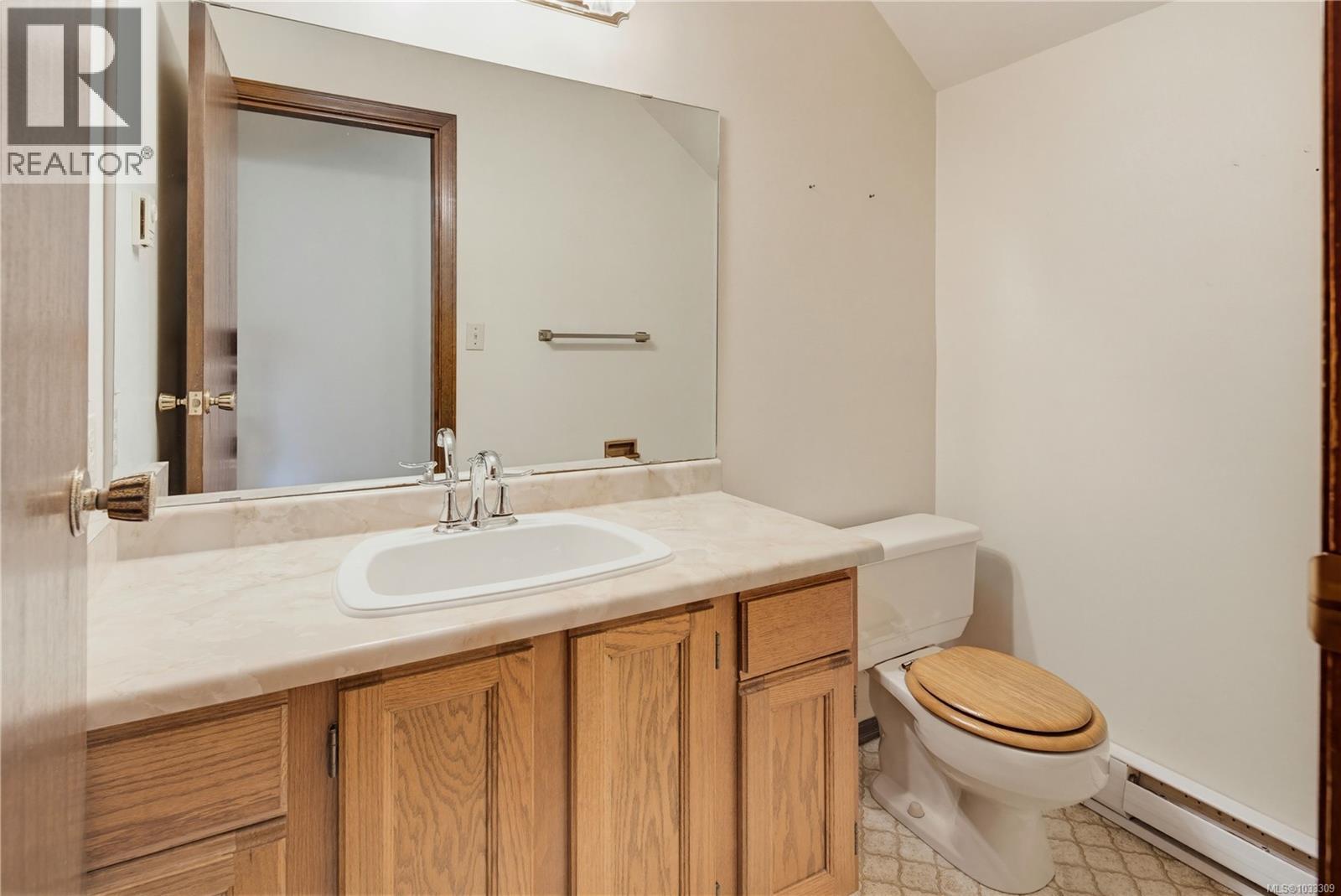 1558 Agnew Ave - 18
